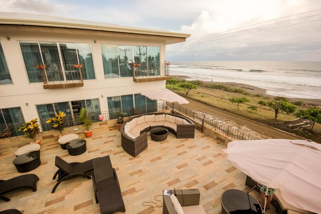 Beachfront Hotel Tramonto 哈科 外观 照片