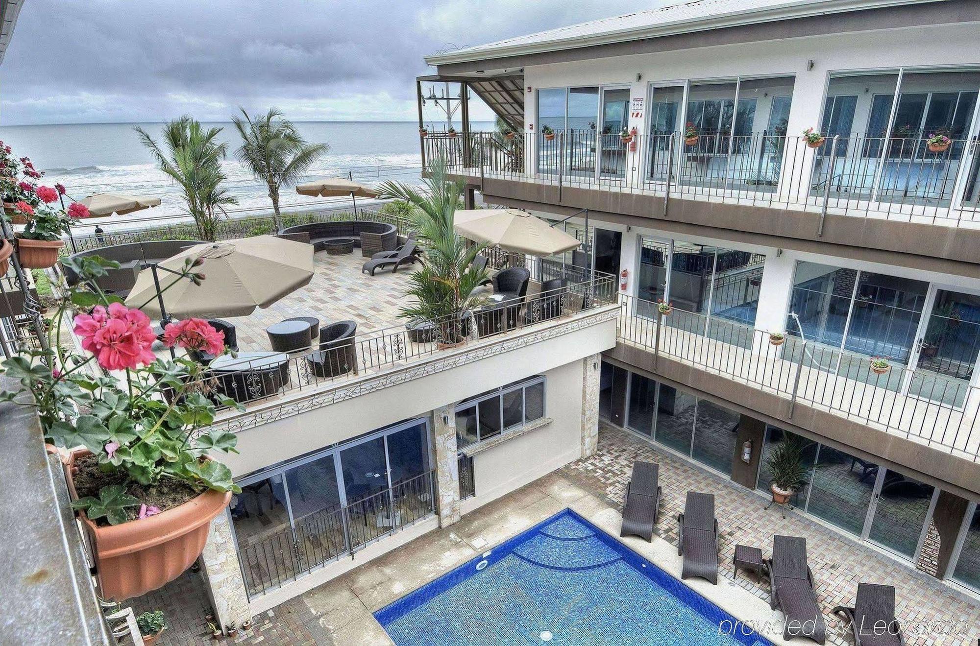 Beachfront Hotel Tramonto 哈科 外观 照片