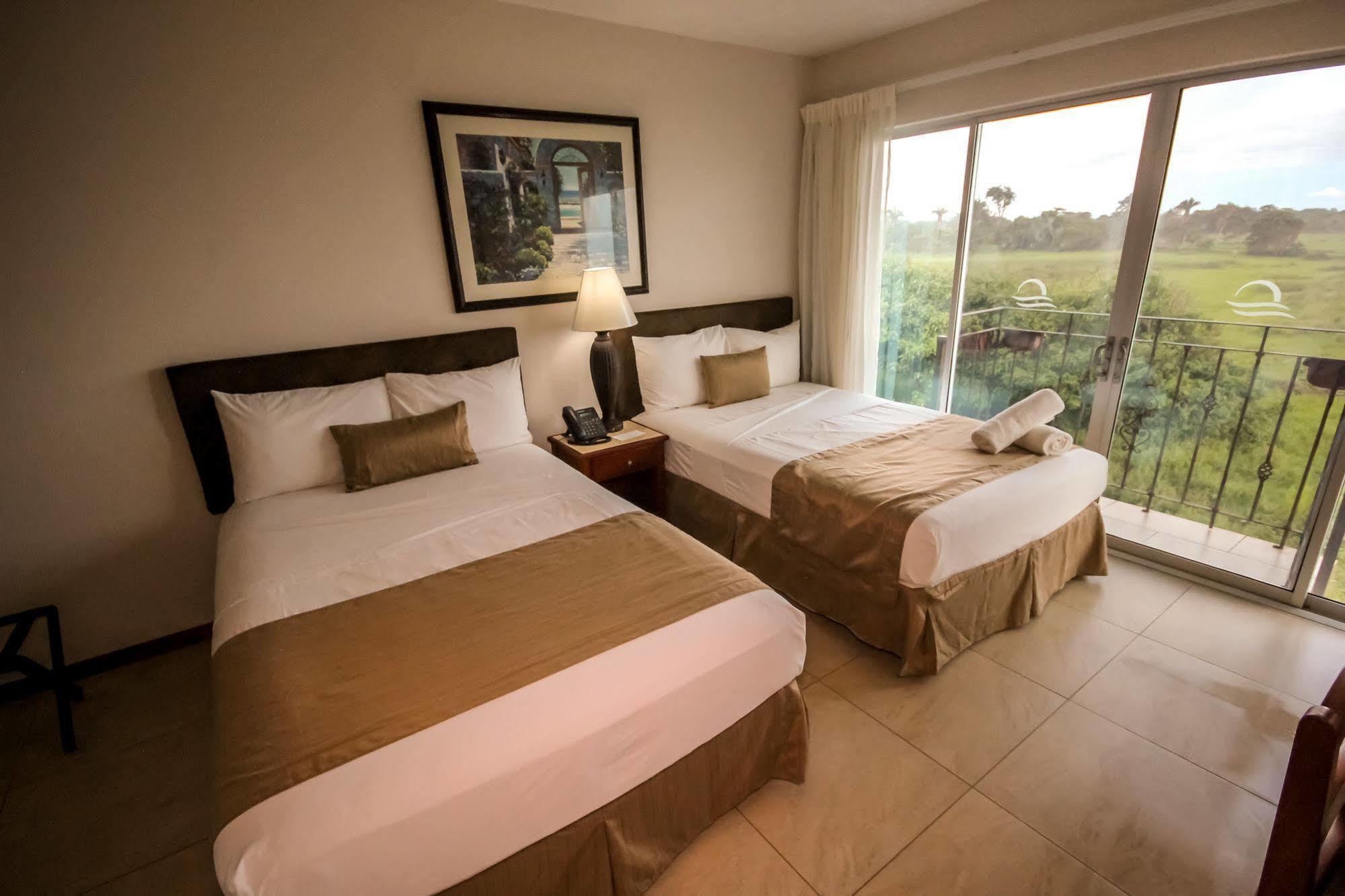 Beachfront Hotel Tramonto 哈科 外观 照片