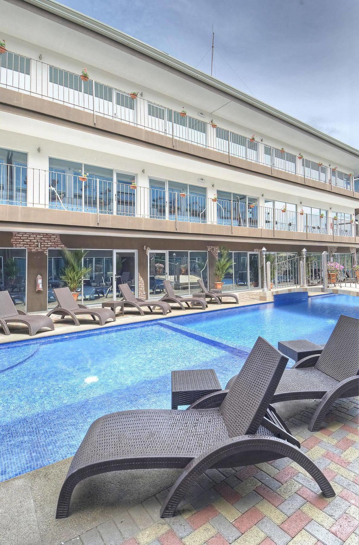Beachfront Hotel Tramonto 哈科 外观 照片