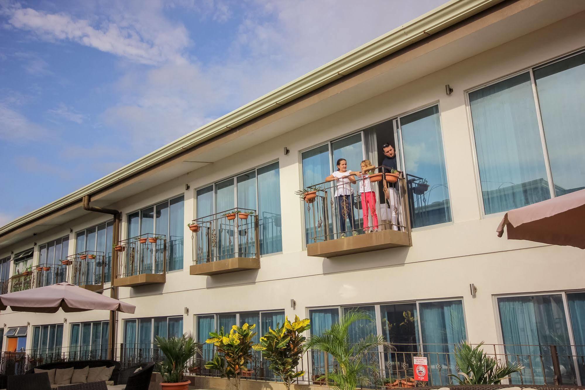 Beachfront Hotel Tramonto 哈科 外观 照片